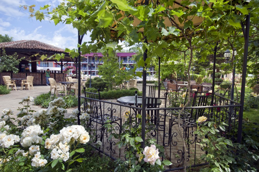 REGINA_HOTEL_SUNNY_BEACH_BULGARIA_AIR_TOUR_TRAVEL